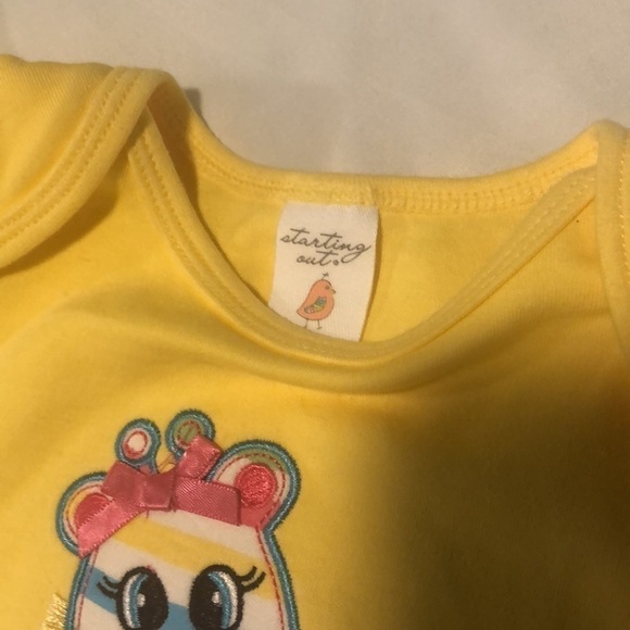 NWT set of 2 baby onesies and size one baby shoes - Picture 7 of 7